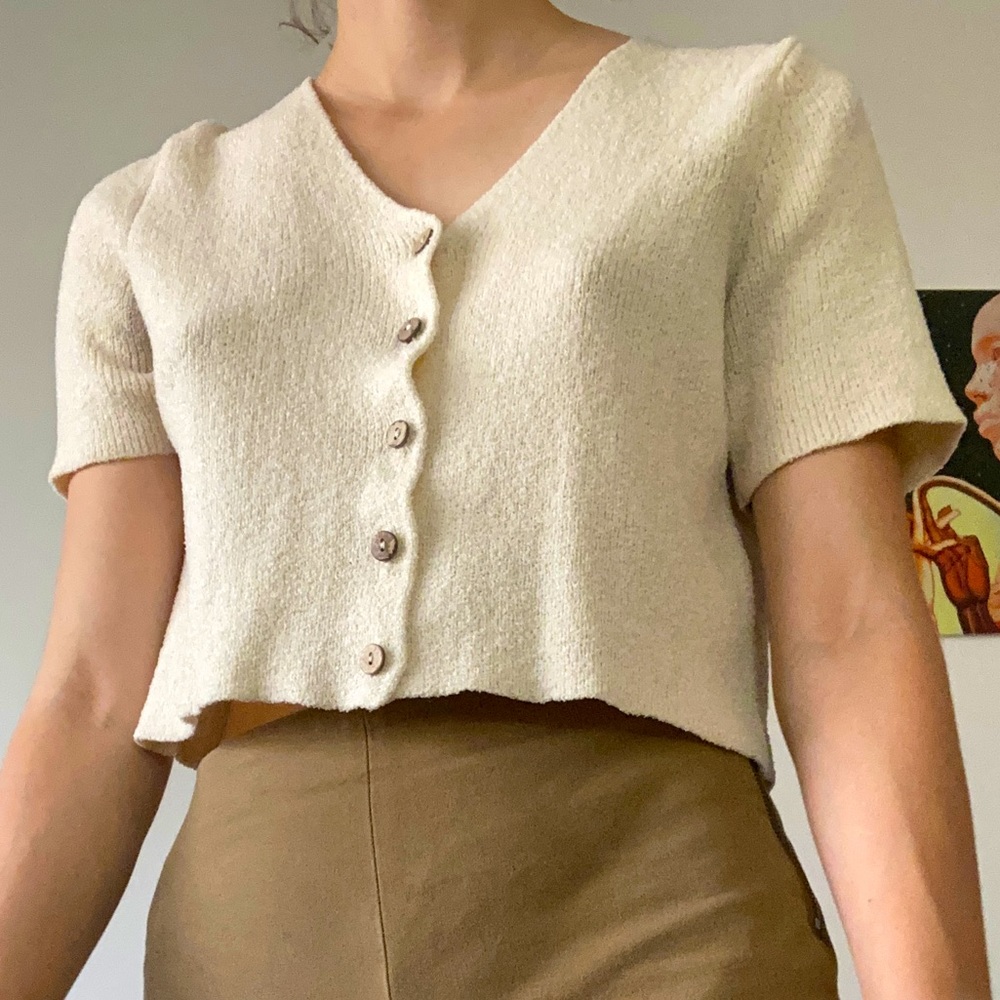 Cream knit cropped top
